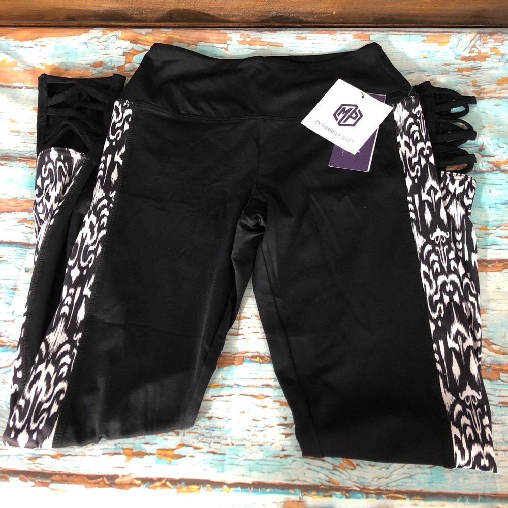 Women’s Leggings/Workout Wear; Sz S -Miraslim